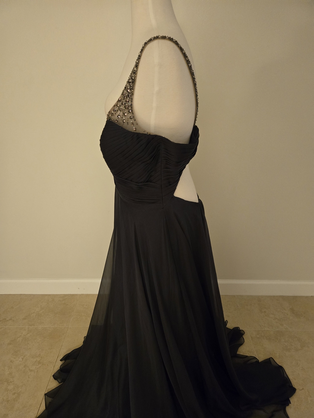 Alyce Paris Black Beaded-Strap Maxi Gown - Picture 4 of 12